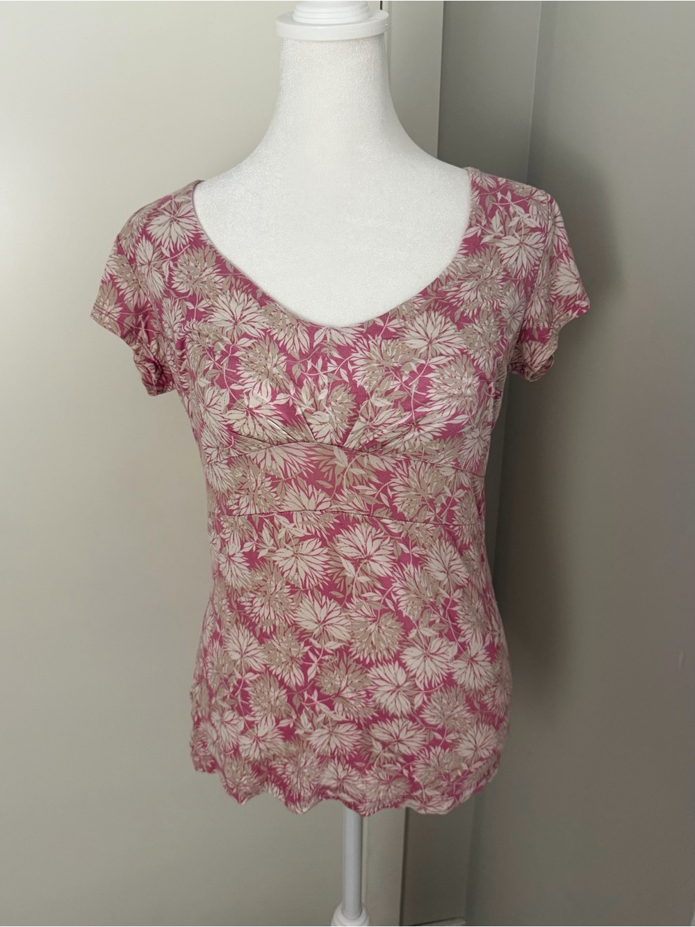 Ann Taylor Pink Floral Short Sleeve Babydoll Blouse